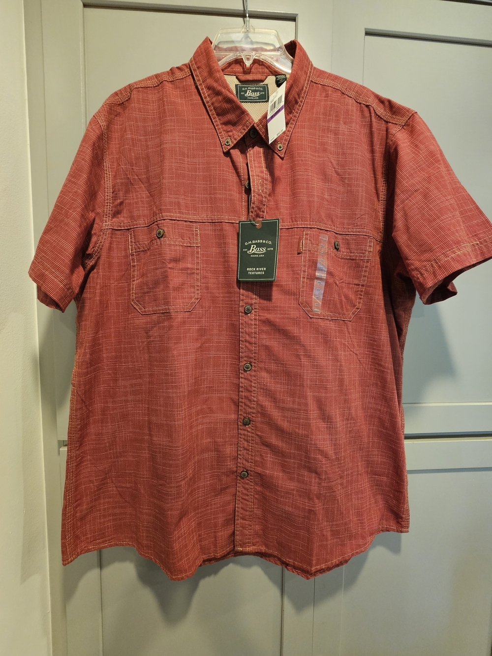 Bass Men's Short-Sleeve Button-Down Shirt in Burnt Orange